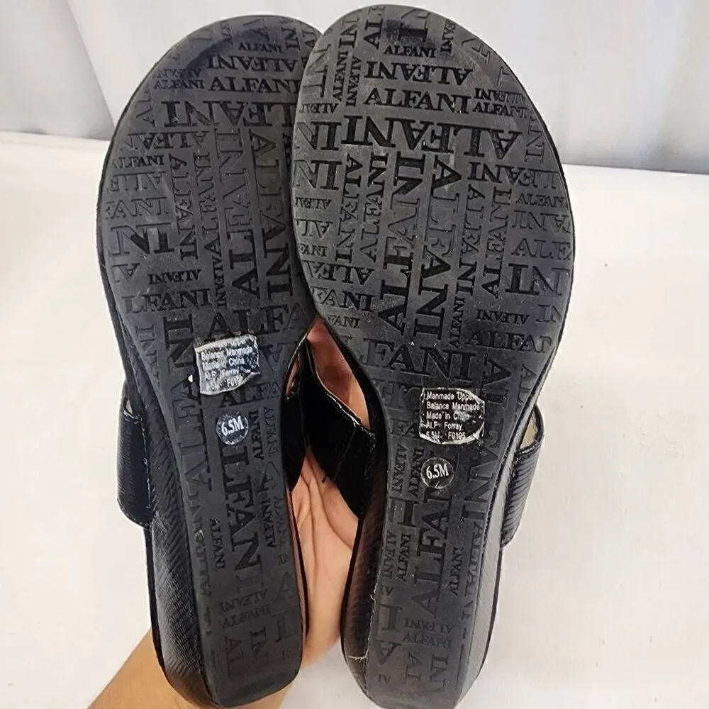 Alfani Forray Sandals Black And Gold  Women's Size 6.5